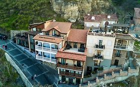 Citadel Narikala Hotel  4*